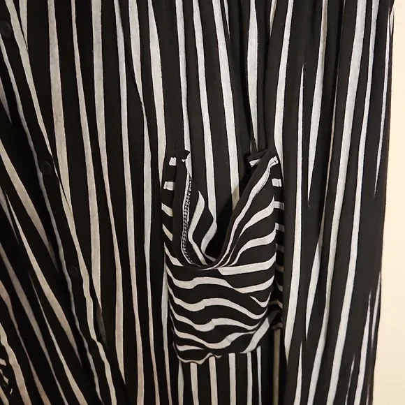 Jodifl Black and Gray stripped button down dress - Picture 3 of 7